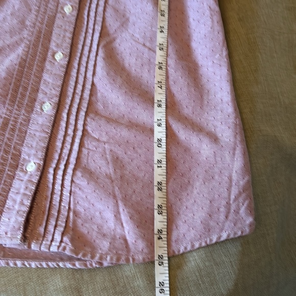 Tommy Hilfiger VGUC light purple button down short sleeved blouse, cotton. - Picture 15 of 16